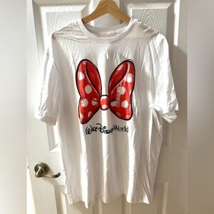NEW Walt Disney World Minnie Mouse Bow T-shirt